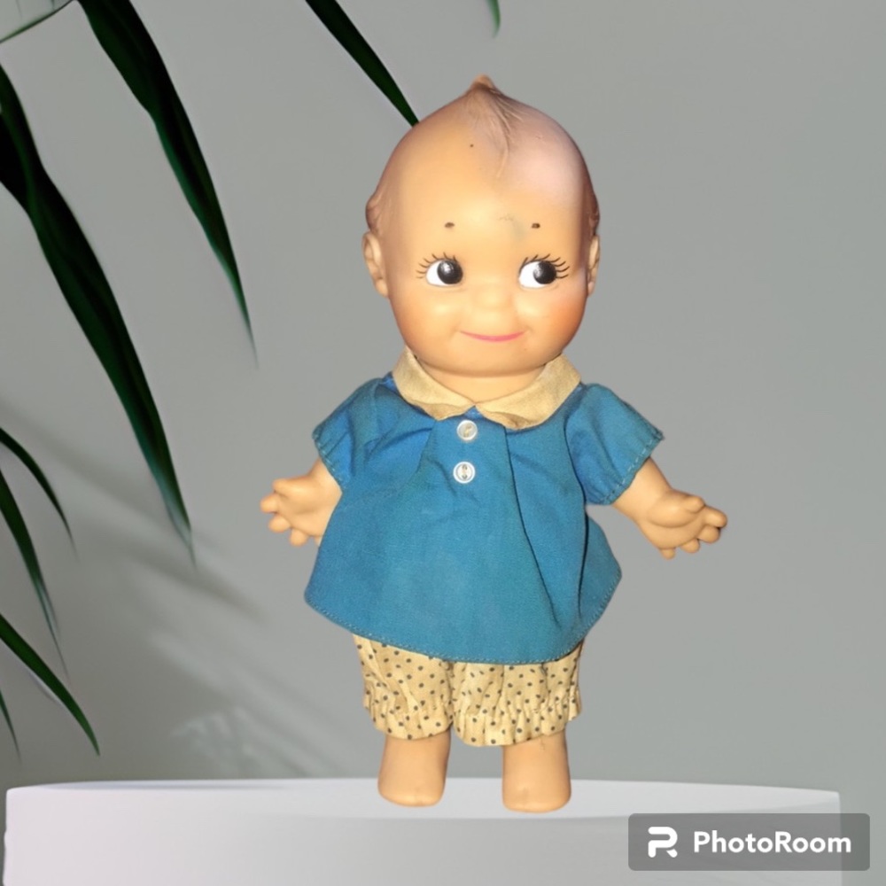 Vintage Kewpie Cameo Doll 1968